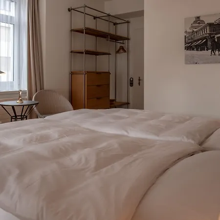 Edelweiss 2* דאבוס